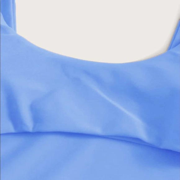 Bikini - Picture 4 of 5